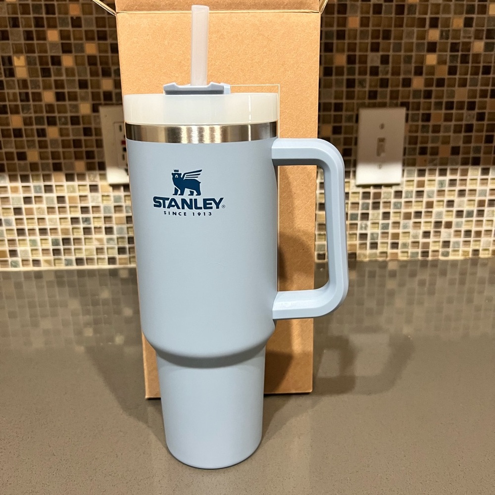 Stanley Adventure Quencher Travel Tumbler-Chambray